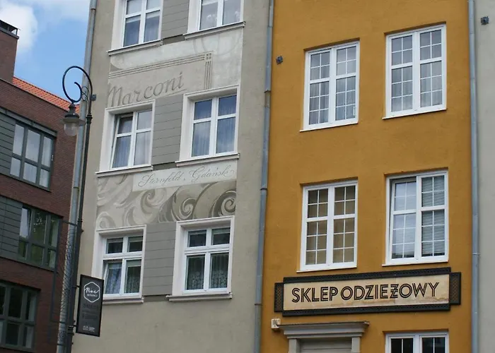 H&t Old Town Szeroka 86 Gdańsk