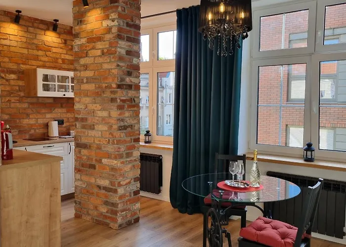 Апартаменты H&t Old Town Szeroka 86 *